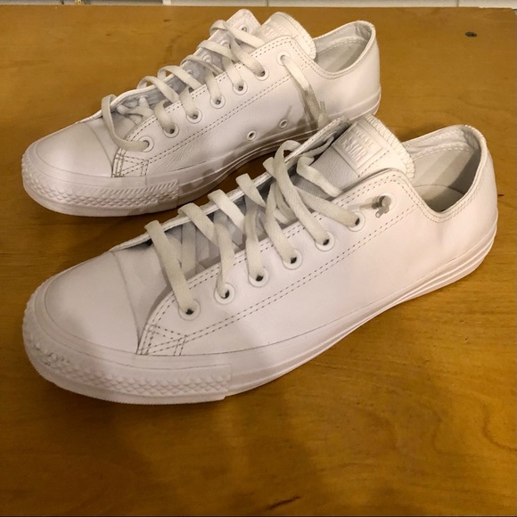 Men’s Chuck Taylor All Star Leather White Converse Sneakers. - Picture 4 of 10